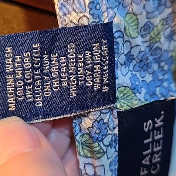 Cute capped sleeve tunic - Picture 3 of 5